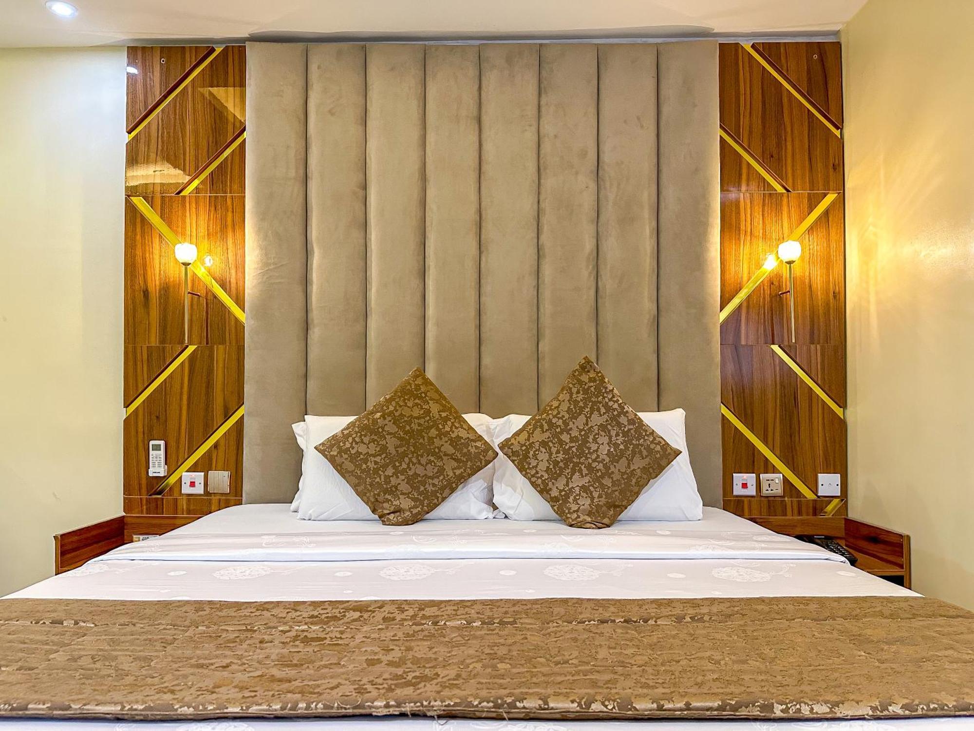 Hotel Parkview Astoria 4*