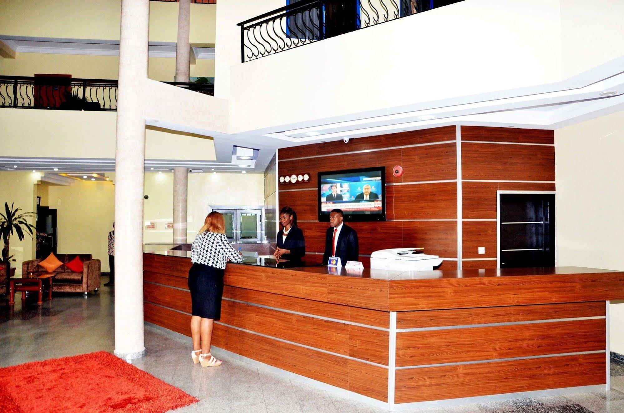 Parkview Astoria Hotel 4*
